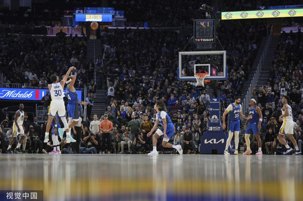 线球员频频 线球员频频