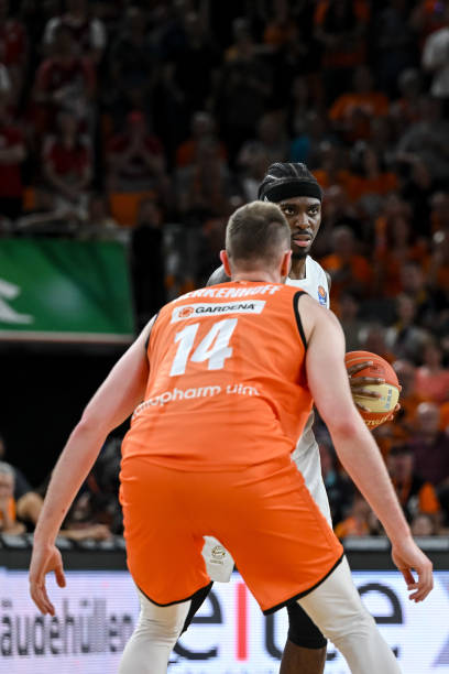 来的战术调 来的战术调