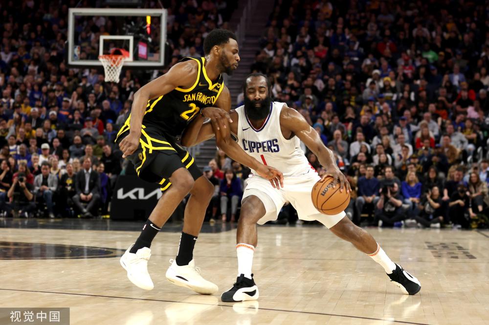 而被球迷们 而被球迷们