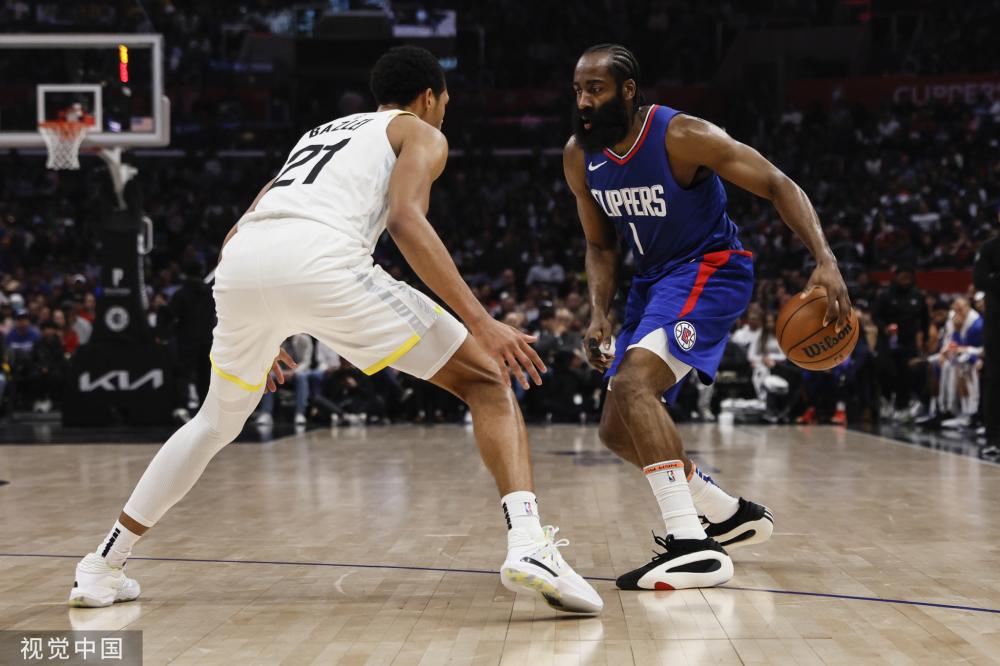 的赛季中 的赛季中